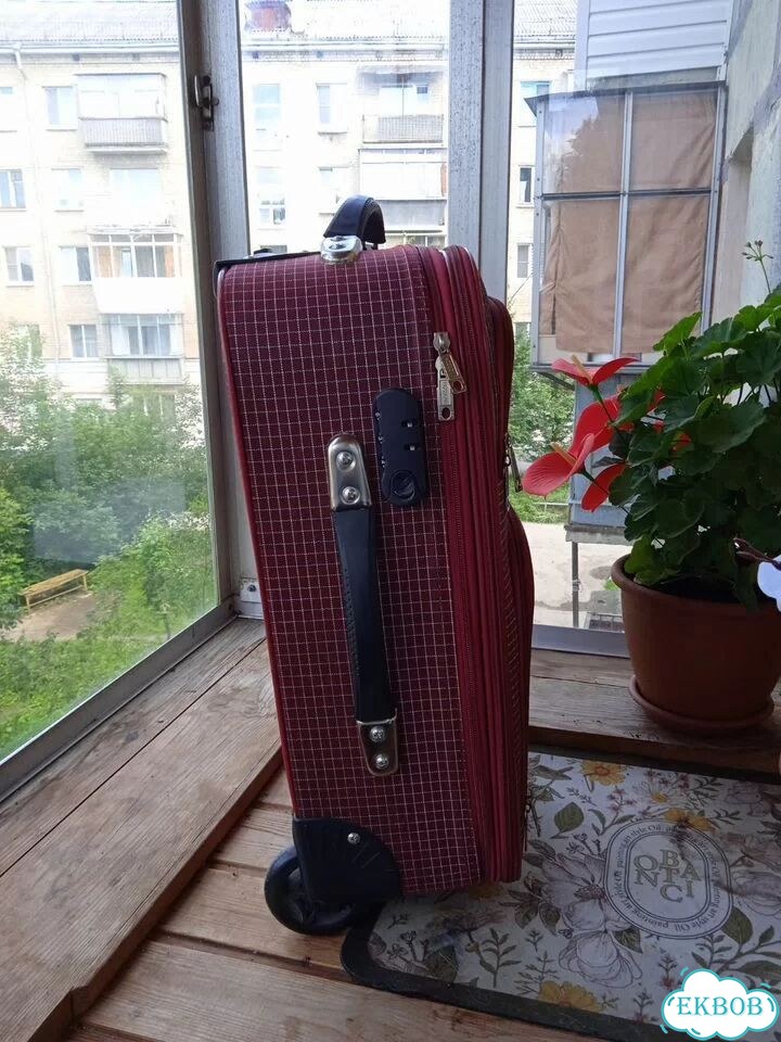 Чемодан на колесах фото 4