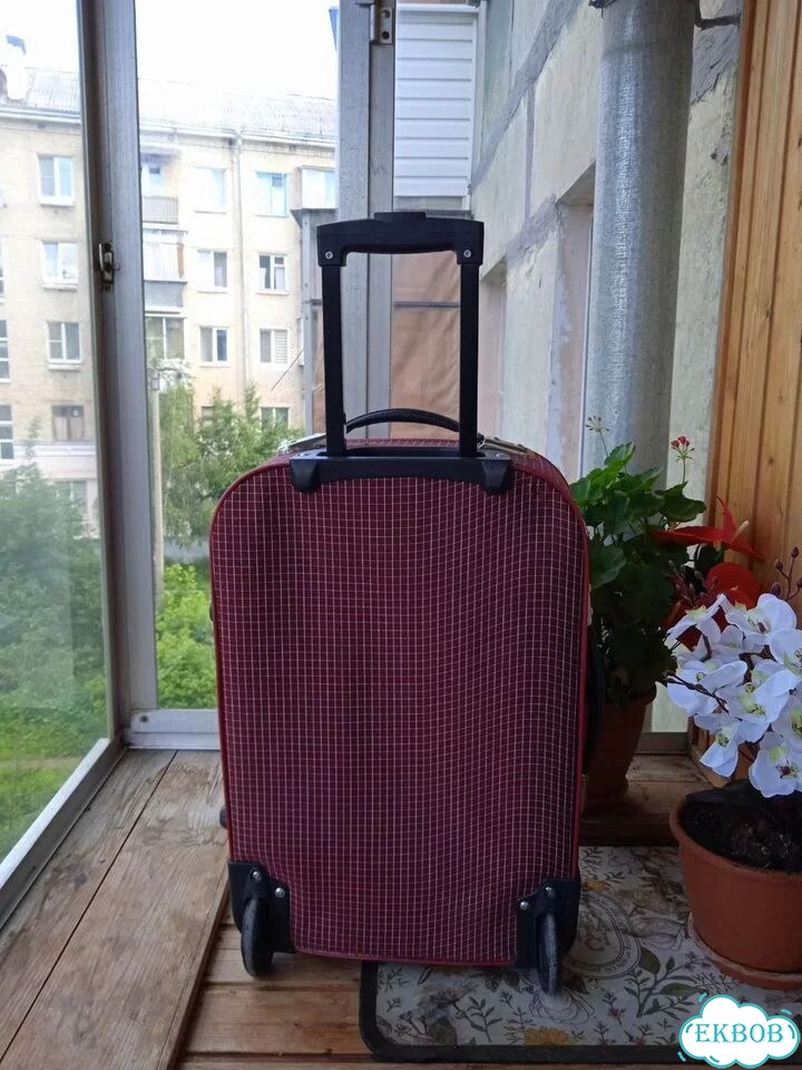 Чемодан на колесах фото 5