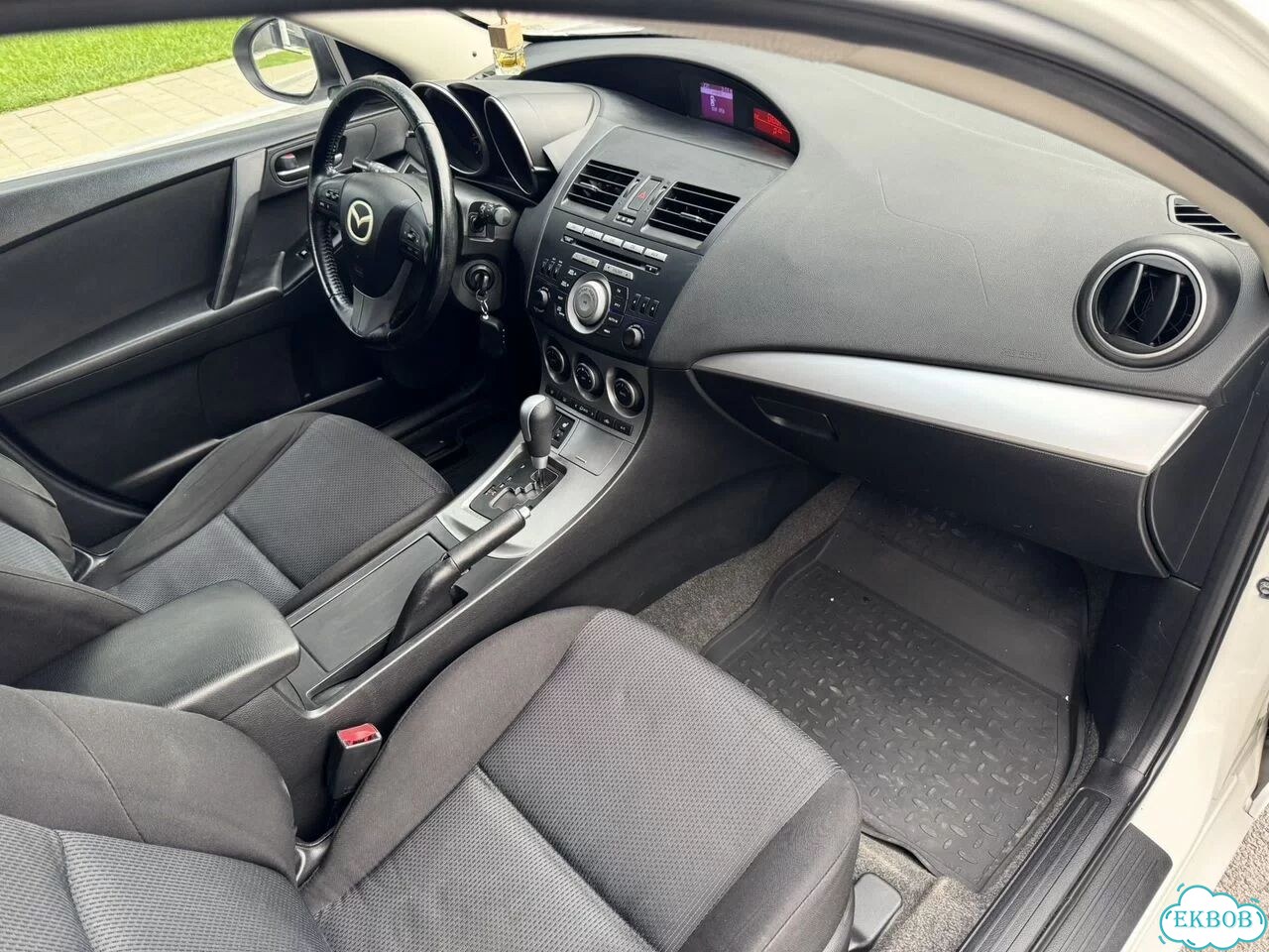 Mazda 3 1.6 AT, 2010, 166 460 км фото 10