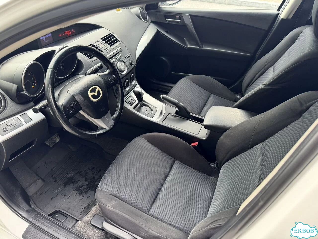 Mazda 3 1.6 AT, 2010, 166 460 км фото 8