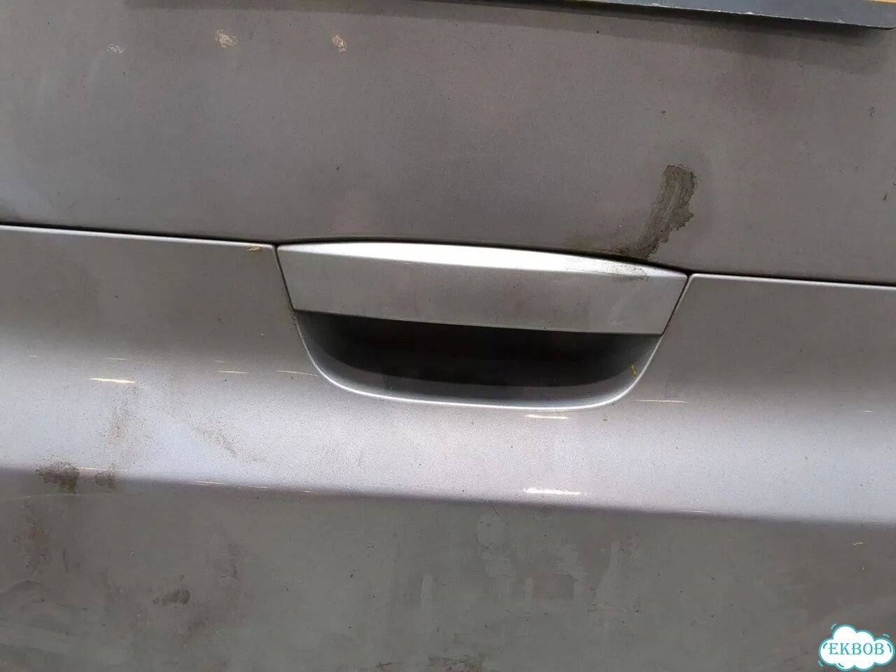 Крышка багажника Ford Galaxy фото 7