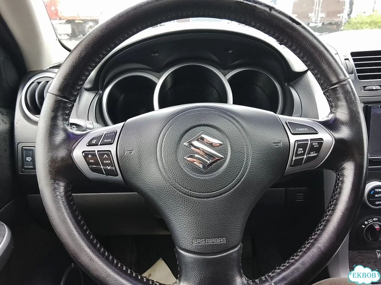 Suzuki Grand Vitara 2.4 AT, 2011, 145 000 км фото 25
