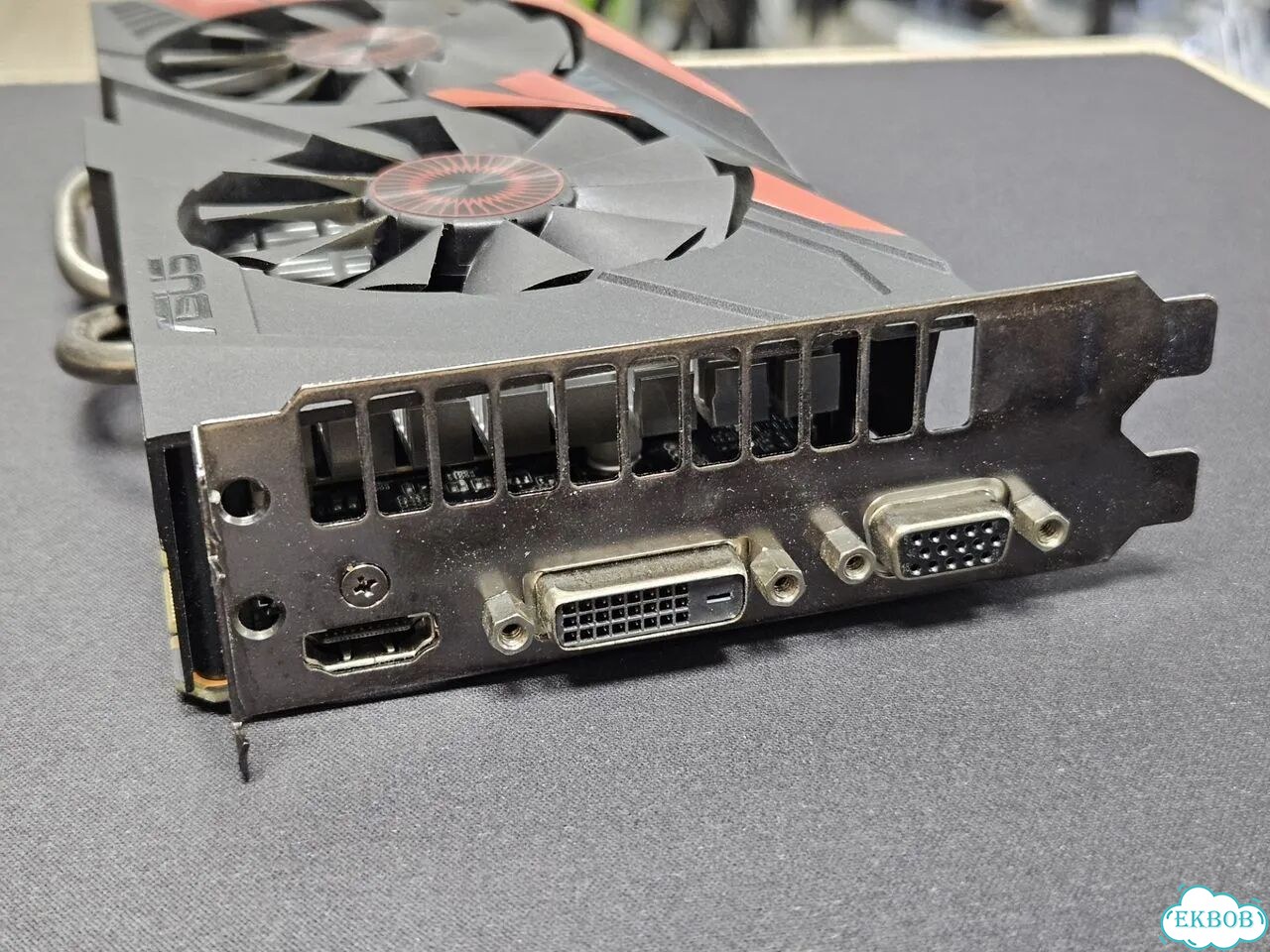 Asus GeForce GTX 950 2Gb gddr5 фото 5