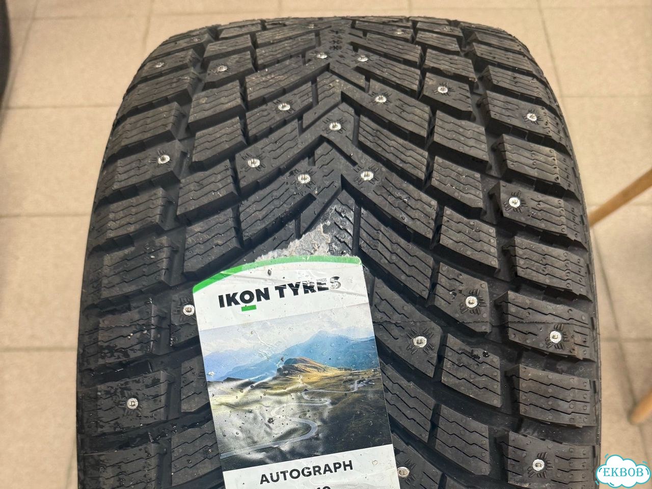 Ikon Tyres Autograph Ice 10 245/40 R19 и 275/35 R19 98T фото 1