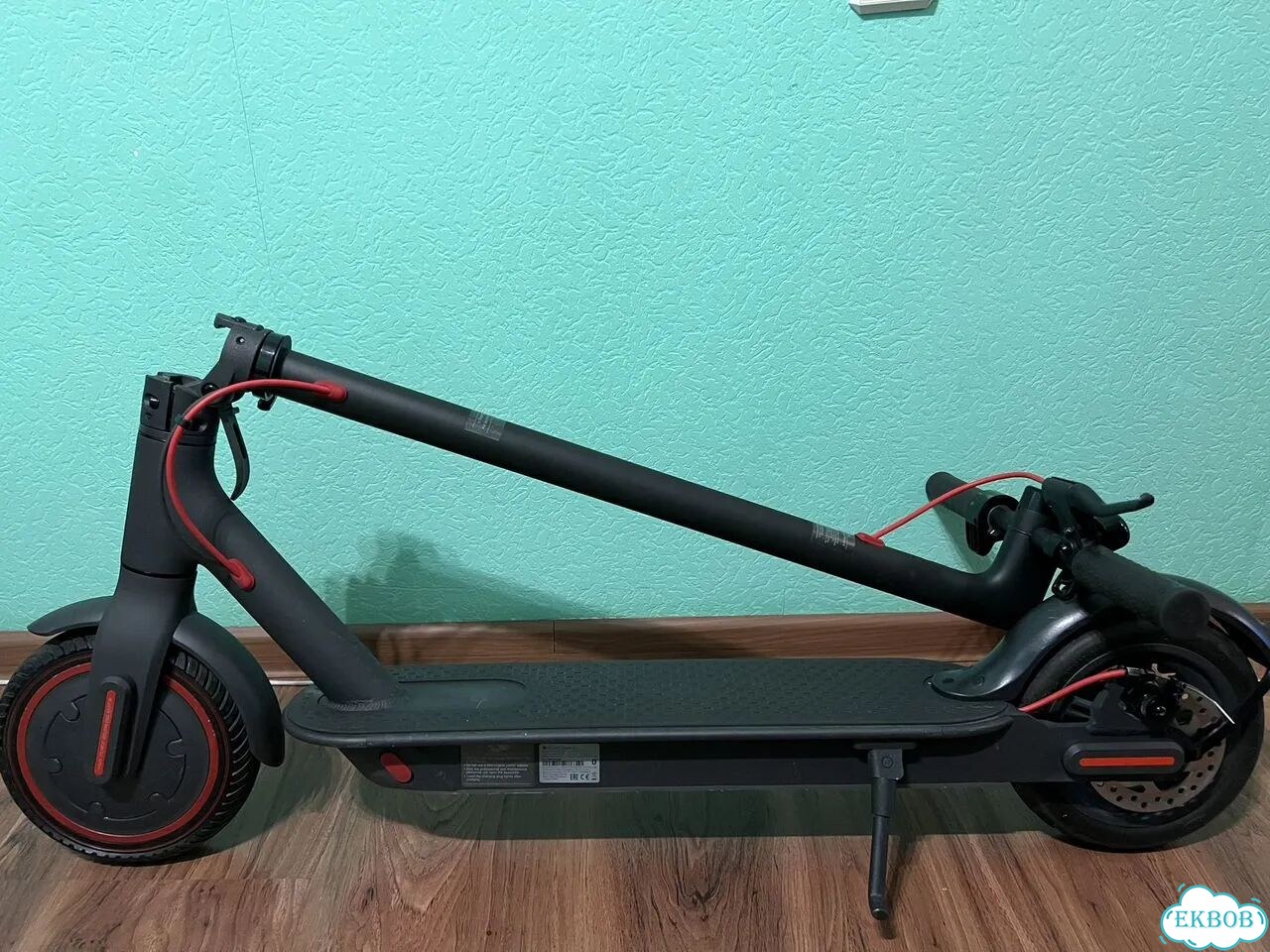 Электросамокат Xiaomi Mi Electric Scooter Pro фото 1