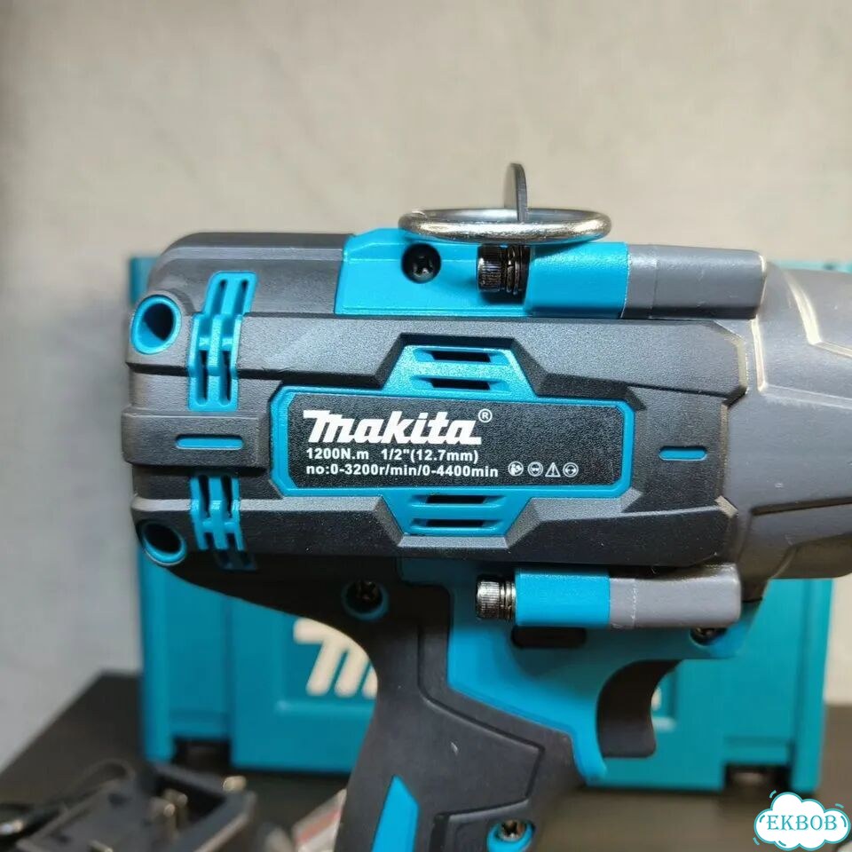 Гайковёрт ударный аккумуляторный Makita 1200 Нм фото 4