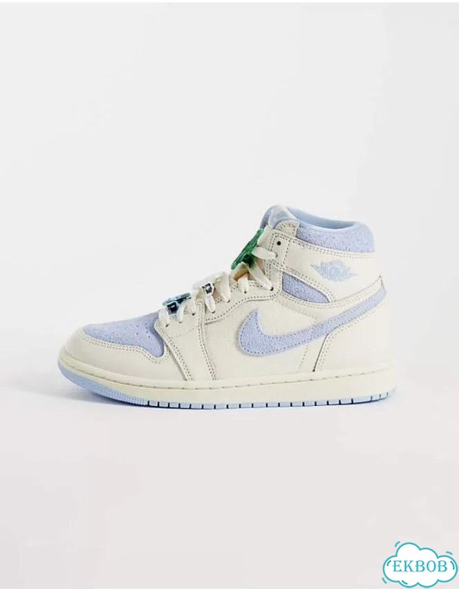 Кроссовки nike air jordan женские оригинал фото 1