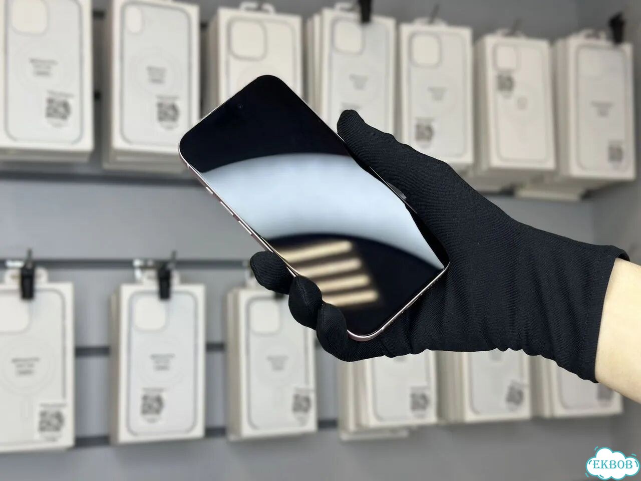 iPhone 15, 128 ГБ, SIM + eSIM фото 2