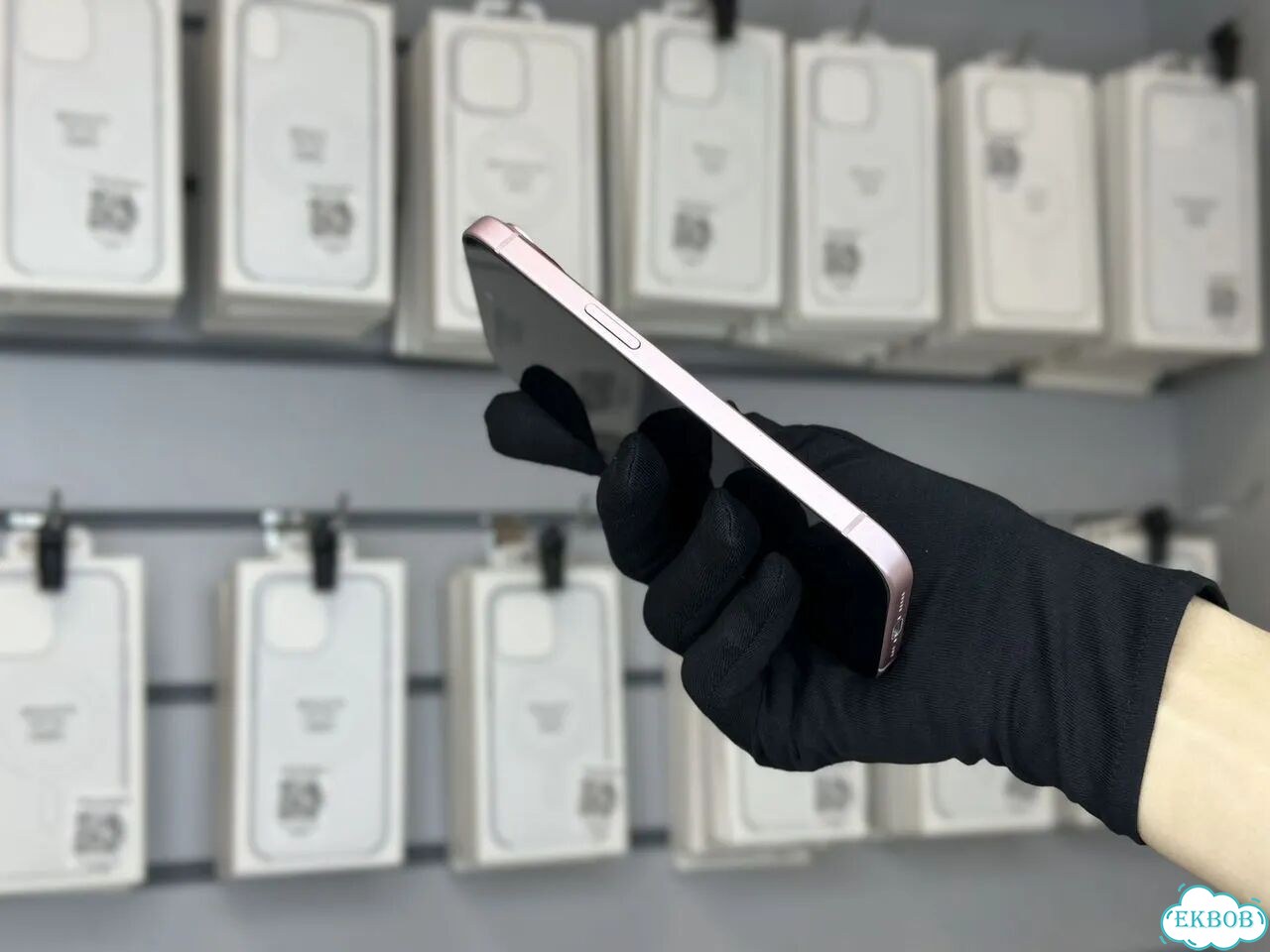 iPhone 15, 128 ГБ, SIM + eSIM фото 4