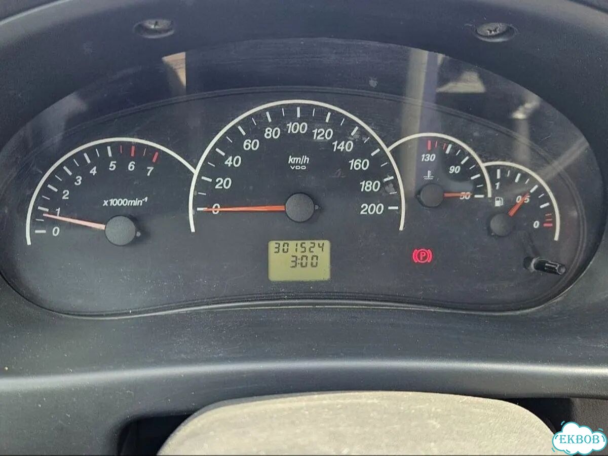 ВАЗ (LADA) Priora 1.6 MT, 2008, 301 524 км фото 10