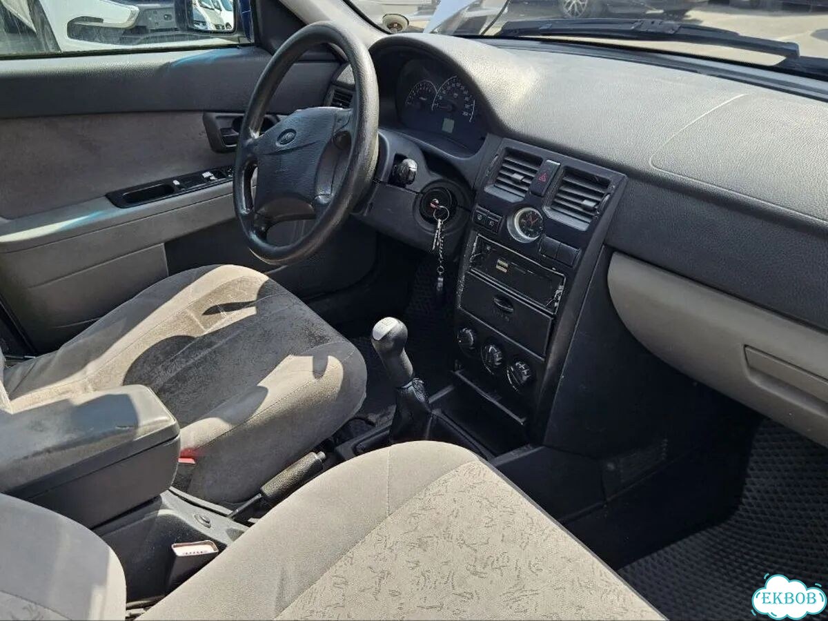 ВАЗ (LADA) Priora 1.6 MT, 2008, 301 524 км фото 8
