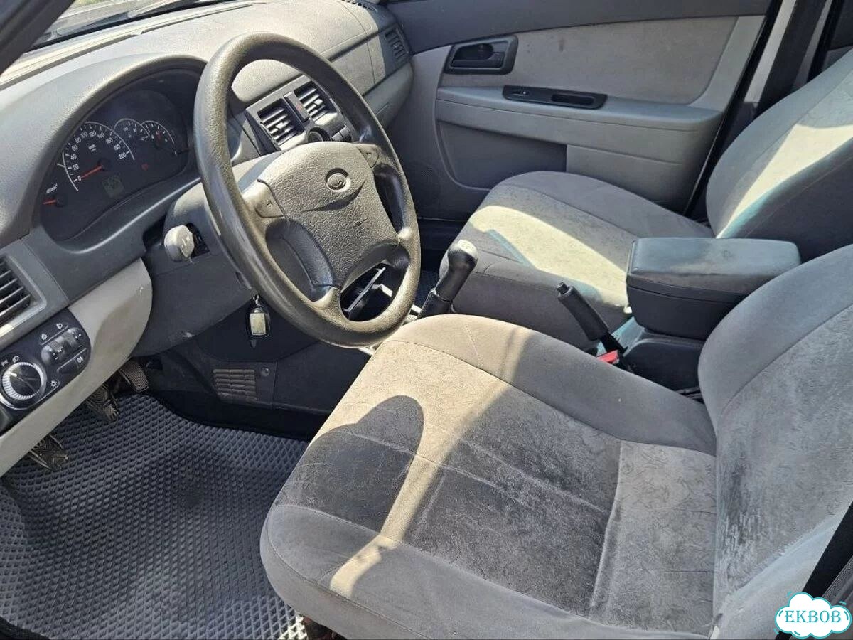 ВАЗ (LADA) Priora 1.6 MT, 2008, 301 524 км фото 9