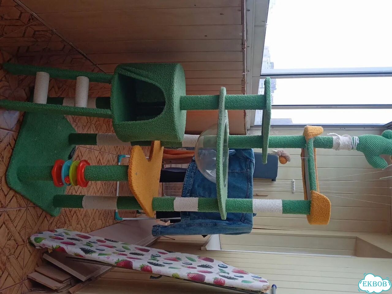 Когтеточка домик для кошки бу фото 1