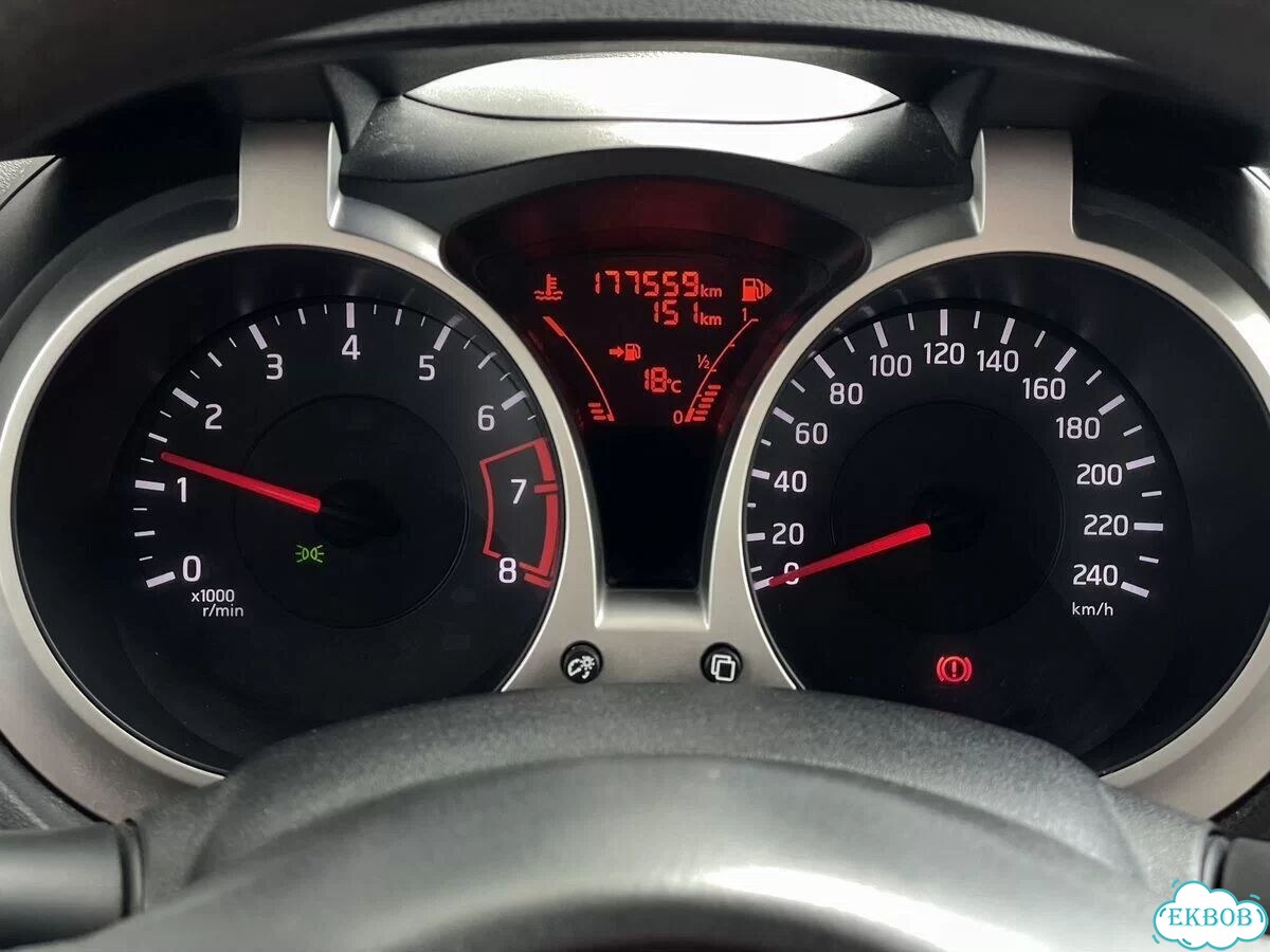 Nissan Juke 1.6 MT, 2013, 177 559 км фото 17