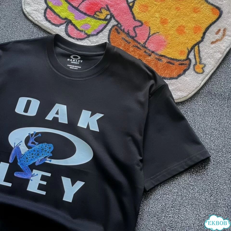 Oakley футболка унисекс черная фото 4