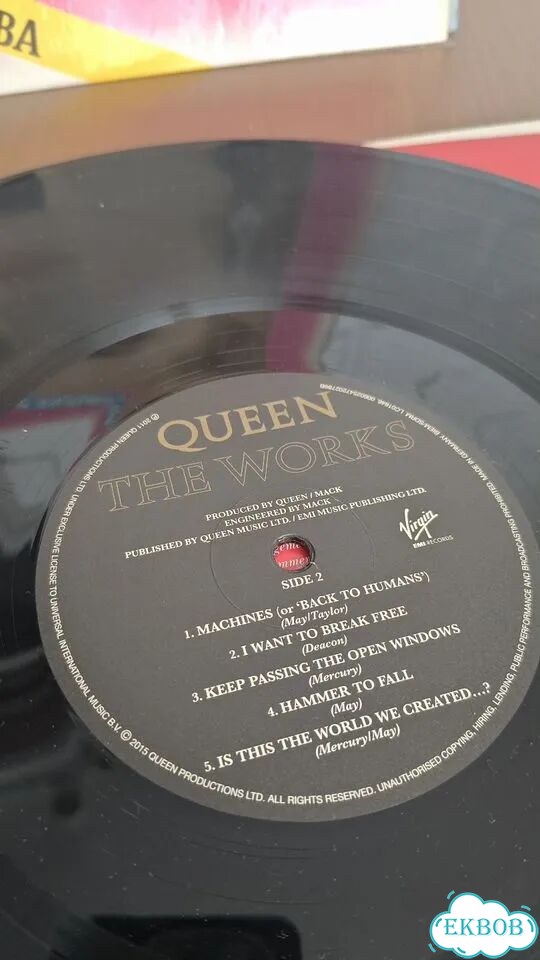 Пластинка Queen - The works в отличном состоянии фото 3
