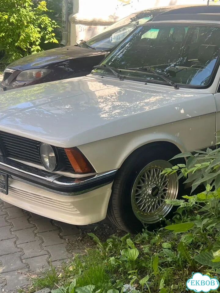 BMW 3 серия 1.8 MT, 1982, 280 000 км фото 2
