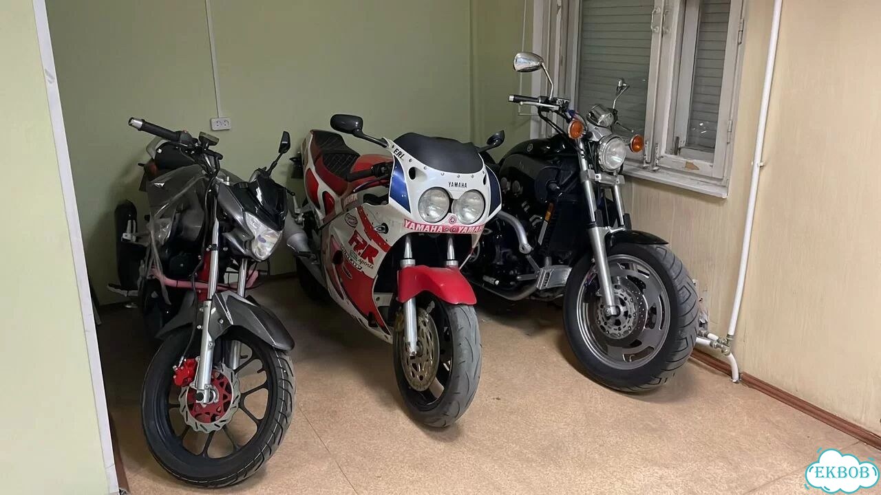 Yamaha FZR750, 1993, 26 400 км фото 7