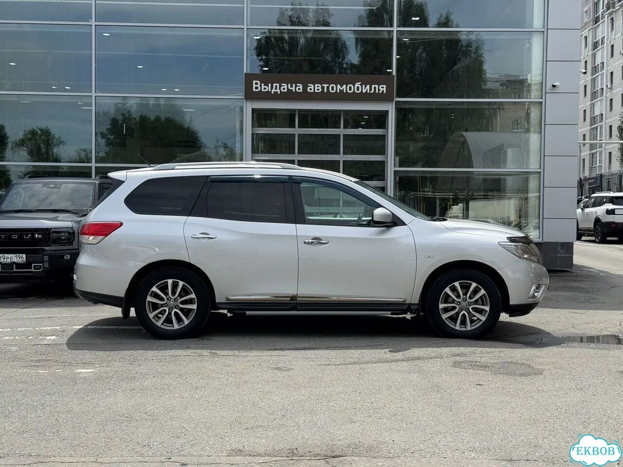 Nissan Pathfinder 3.5 CVT, 2015, 209 125 км фото 6