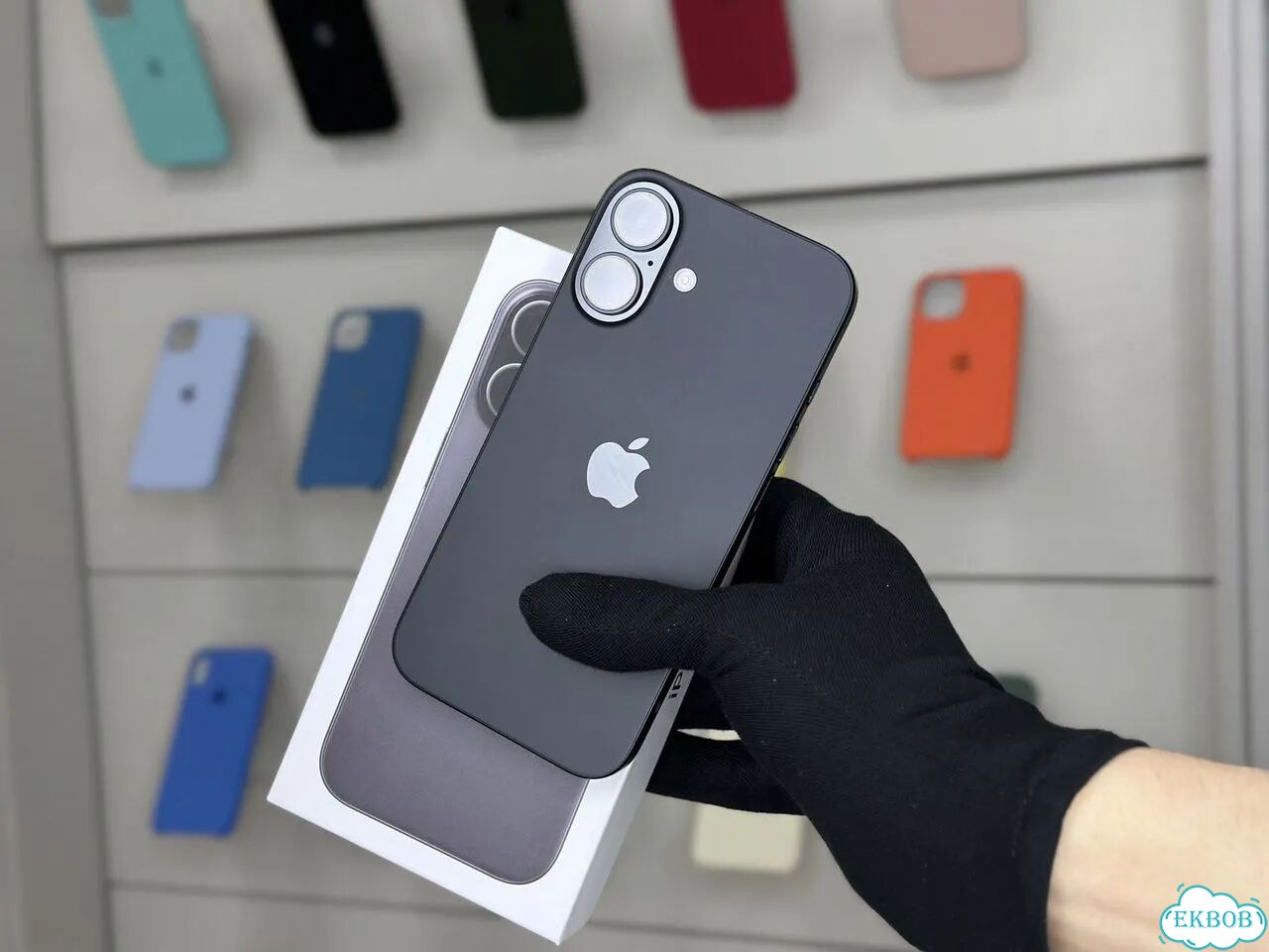 iPhone 16, 128 ГБ фото 1