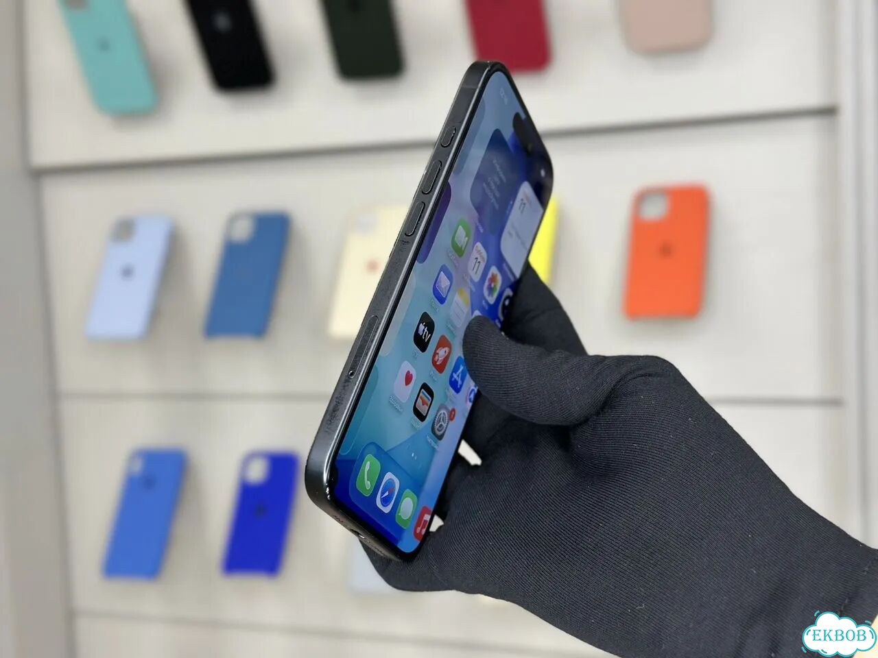 iPhone 16, 128 ГБ фото 4