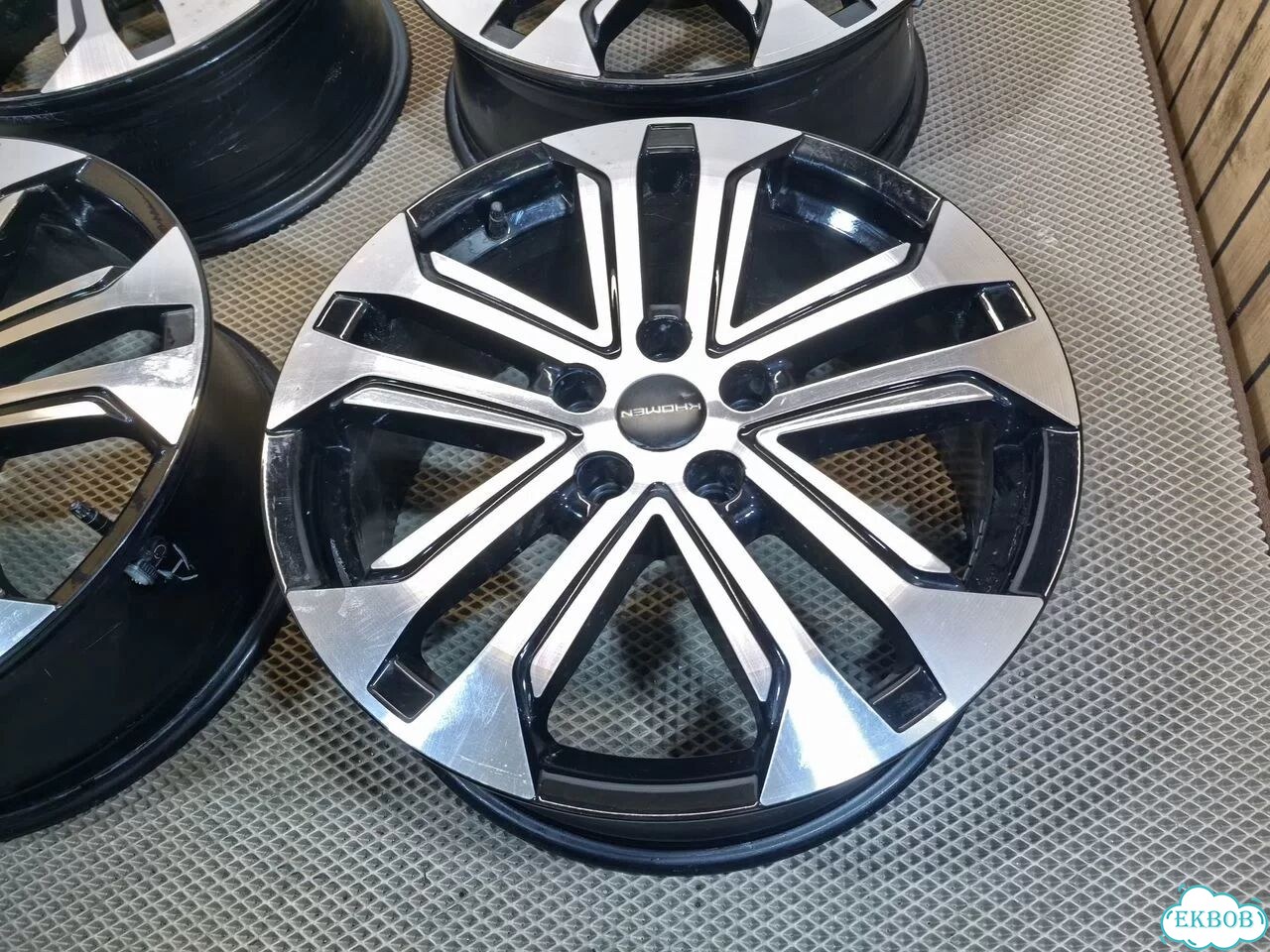 Литые диски Khomen Wheels KHOMEN 2010 (Nissan Navara) 7×R18 5×114.3 фото 4