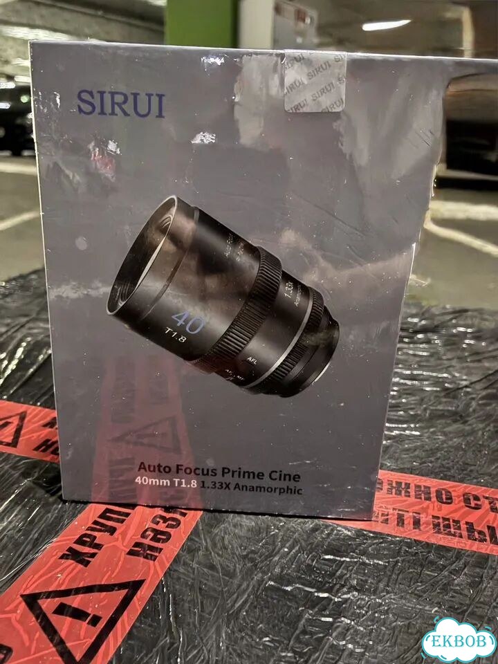 Объектив Sirui 40mm T1.8 1.33x S35 AF Anamorphic фото 3