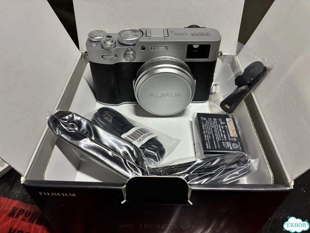 New Fujifilm X100VI (чёрный/серебристый) фото 5