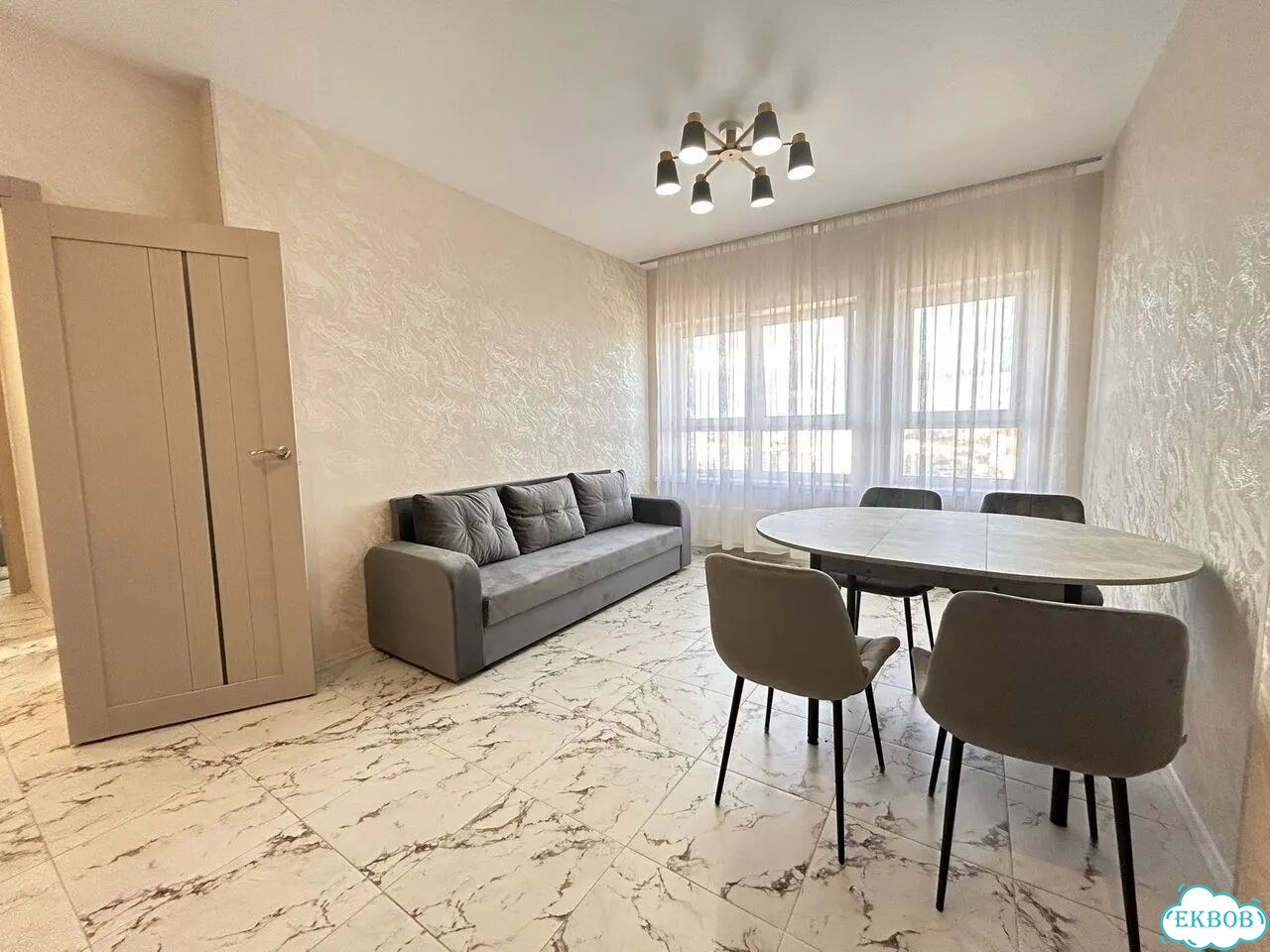2-к. квартира, 60 м², 15/30 эт. фото 2