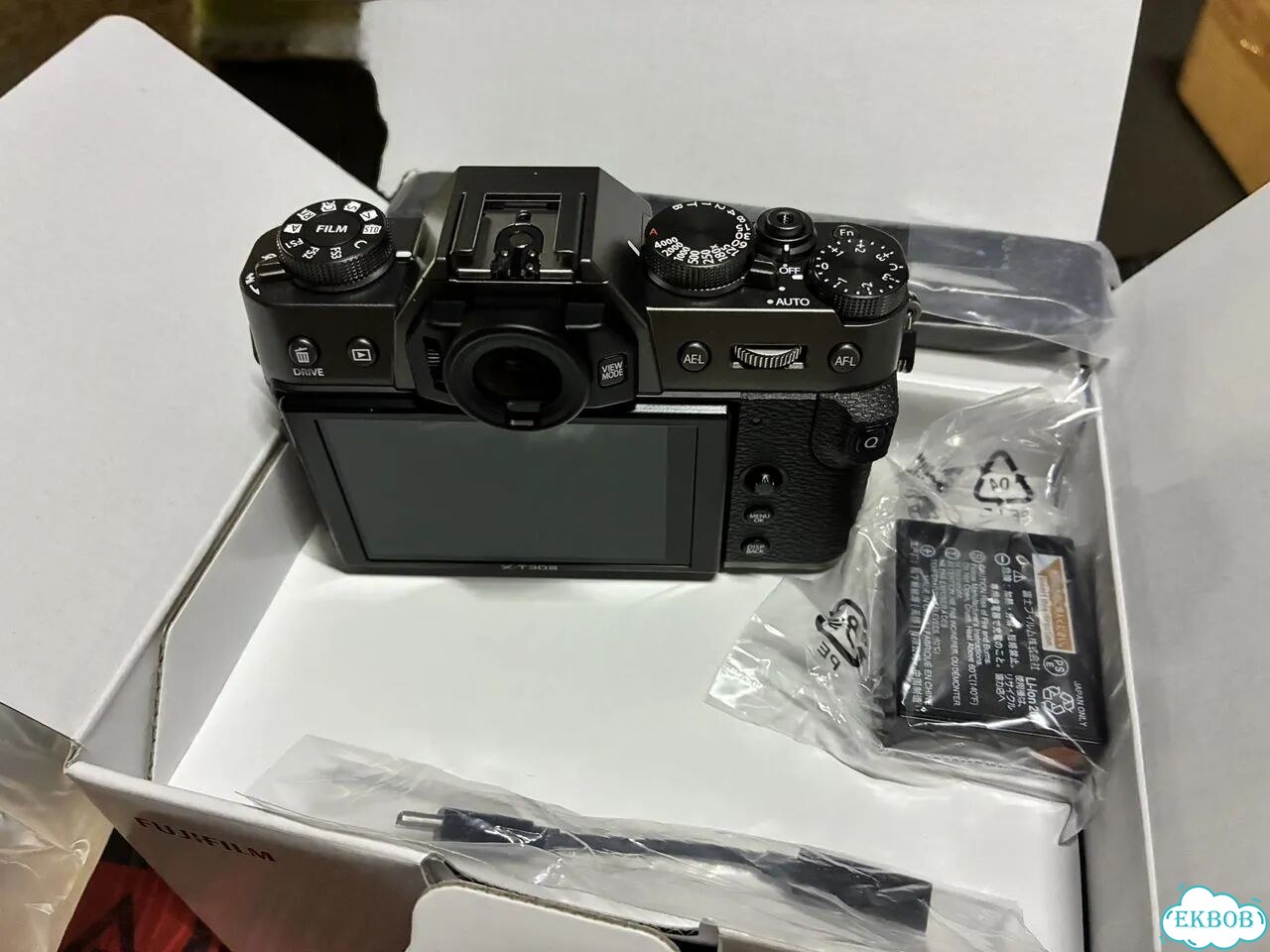 New Fujifilm X-T30 III body (чёрный/графит) фото 10