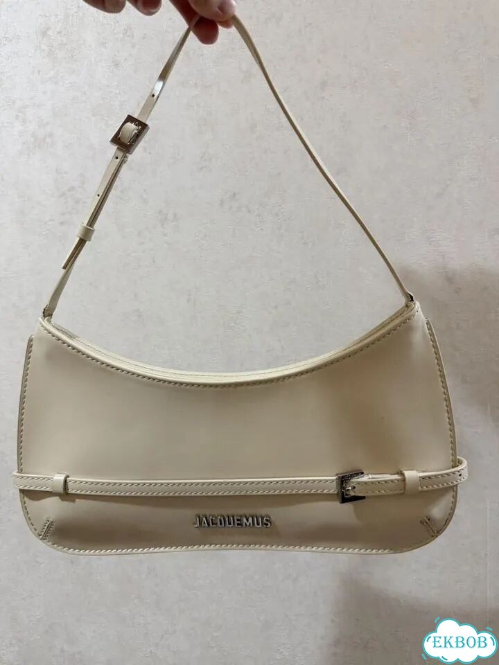 Сумка jacquemus le bisou оригинал фото 1