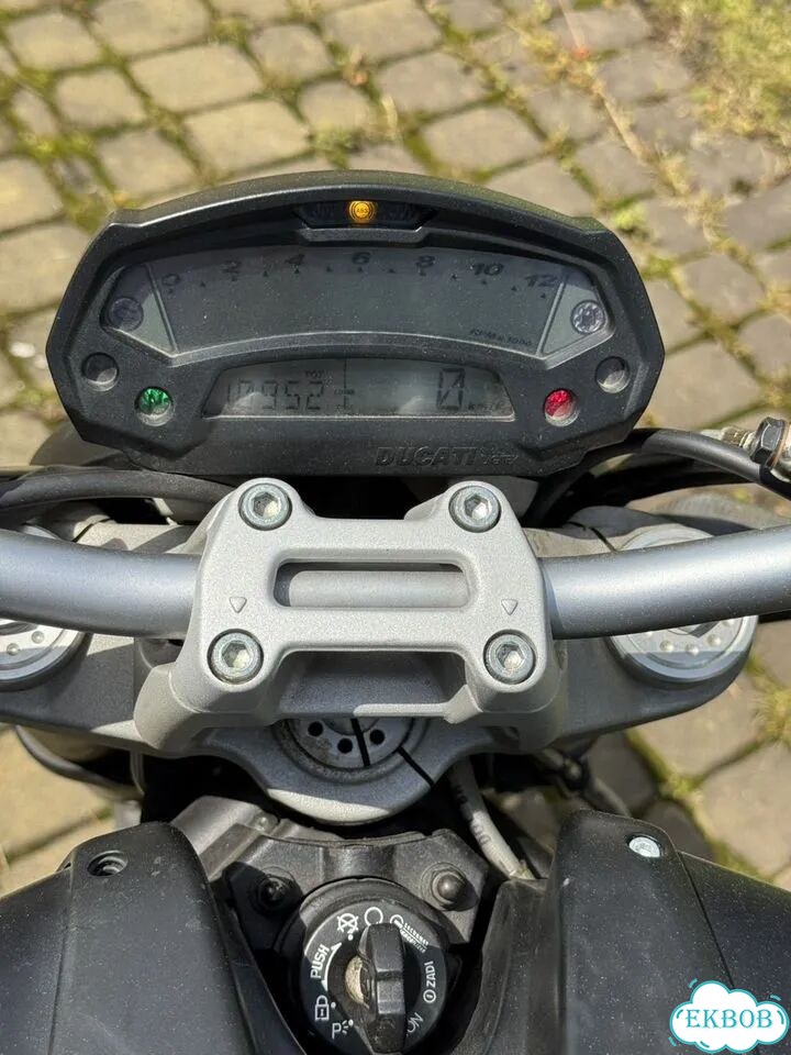 Ducati Monster 696, 2013, 10 952 км фото 5