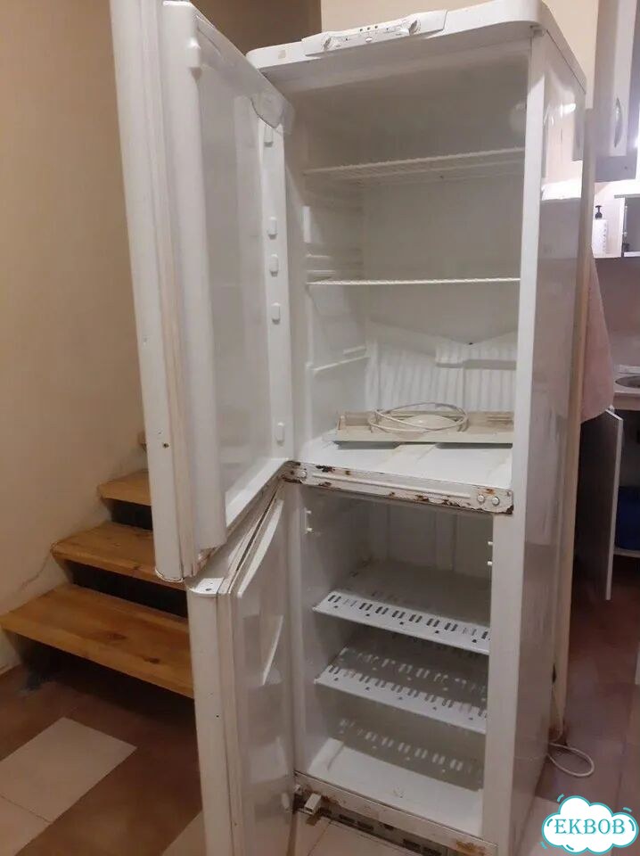 Холодильник бу фото 2