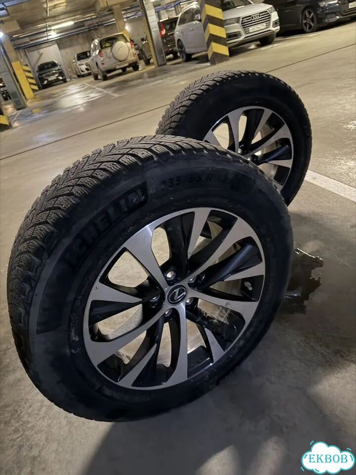 Колеса зимние с дисками Оригинал lexus RX r 18 фото 1