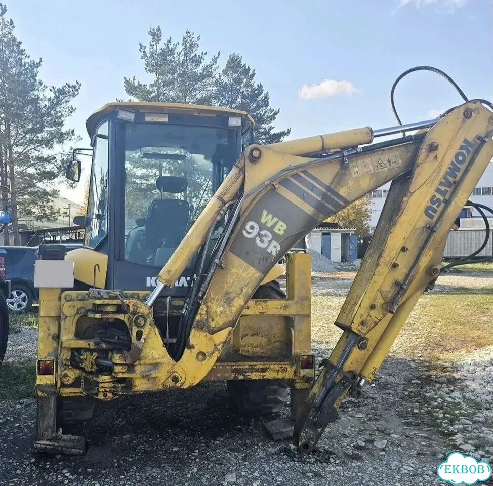 Экскаватор-погрузчик Komatsu WB93R-5E0, 2012 фото 2