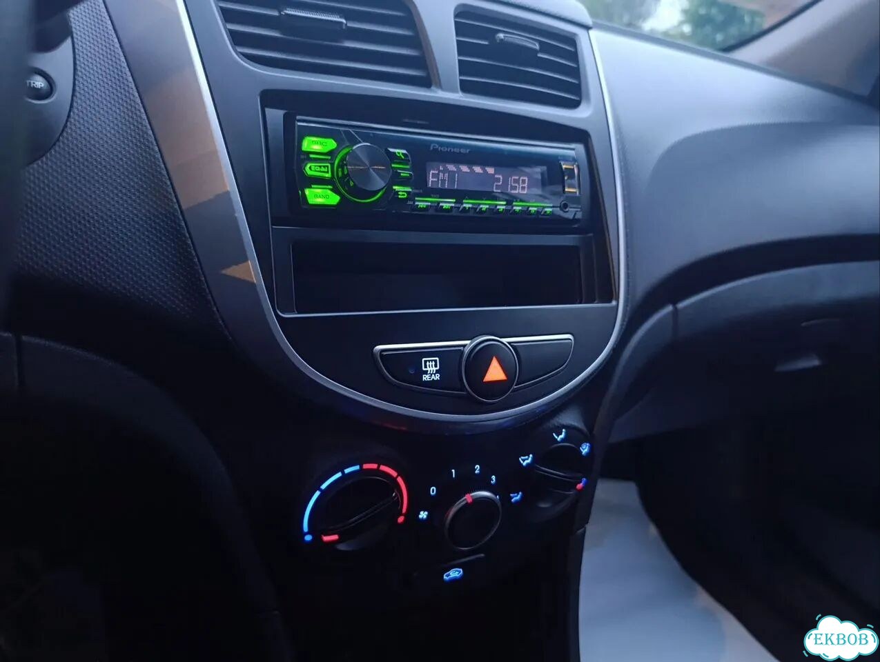 Hyundai Solaris 1.4 MT, 2015, 101 000 км фото 10