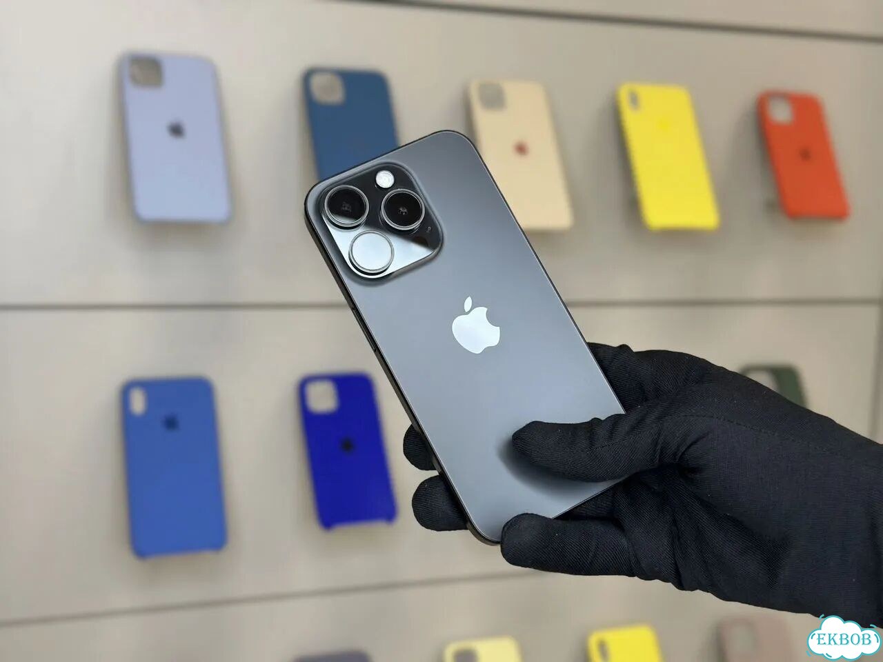 iPhone 15 Pro, 256 ГБ, SIM + eSIM фото 1