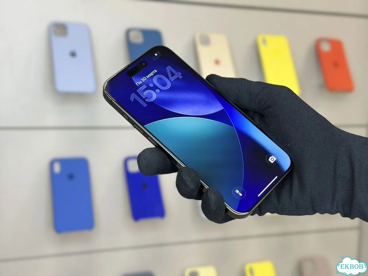 iPhone 15 Pro, 256 ГБ, SIM + eSIM фото 2