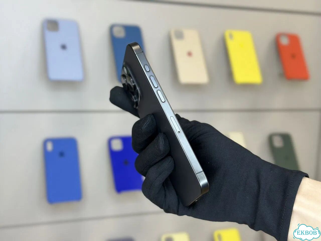 iPhone 15 Pro, 256 ГБ, SIM + eSIM фото 3