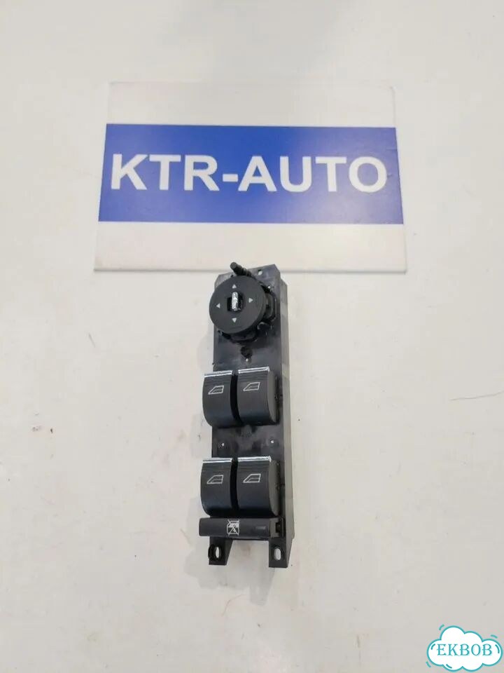 Блок управления стеклоподьемниками Ford Kuga II фото 1