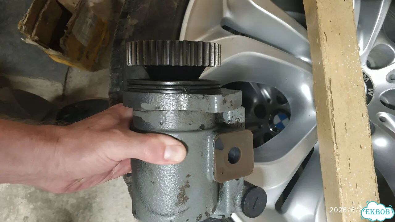Насос гур FAW 3407020-34w фото 1