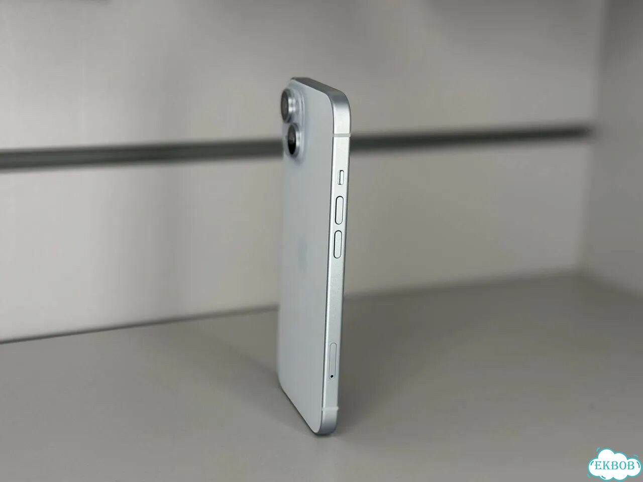 iPhone 15, 128 ГБ, SIM + eSIM фото 3
