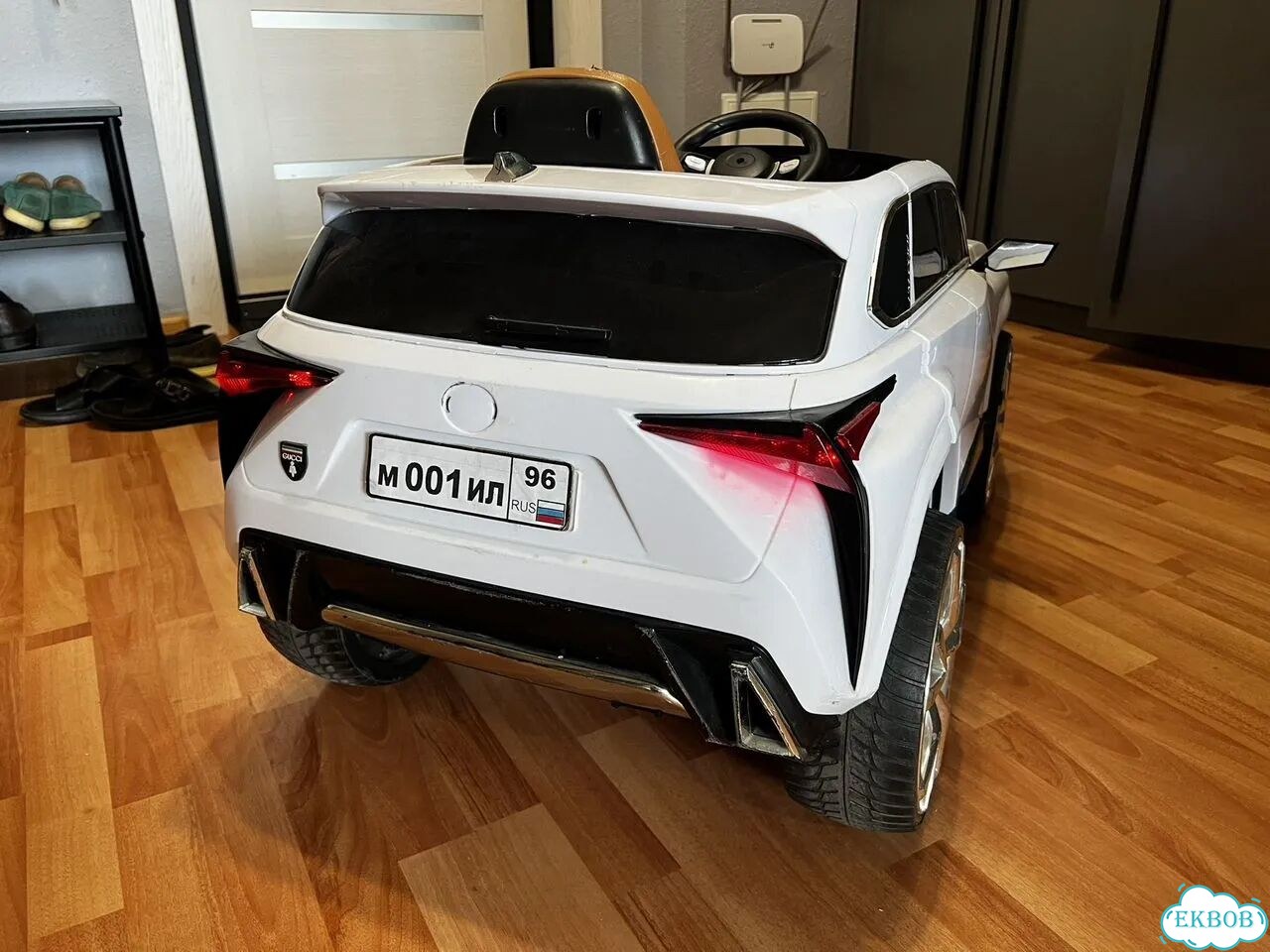 Детский электромобиль lexus фото 2