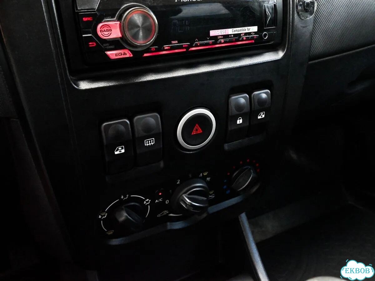 ВАЗ (LADA) Largus 1.6 MT, 2019, 200 423 км фото 11