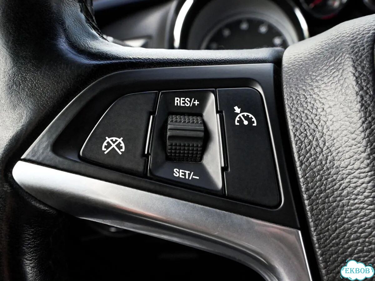 Opel Astra 1.6 AT, 2011, 166 493 км фото 14