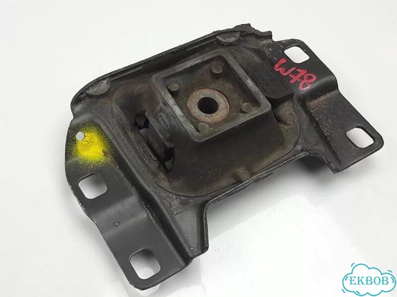 Опора кпп Ford Focus 2 универсал 1.6 shda 2010 фото 2