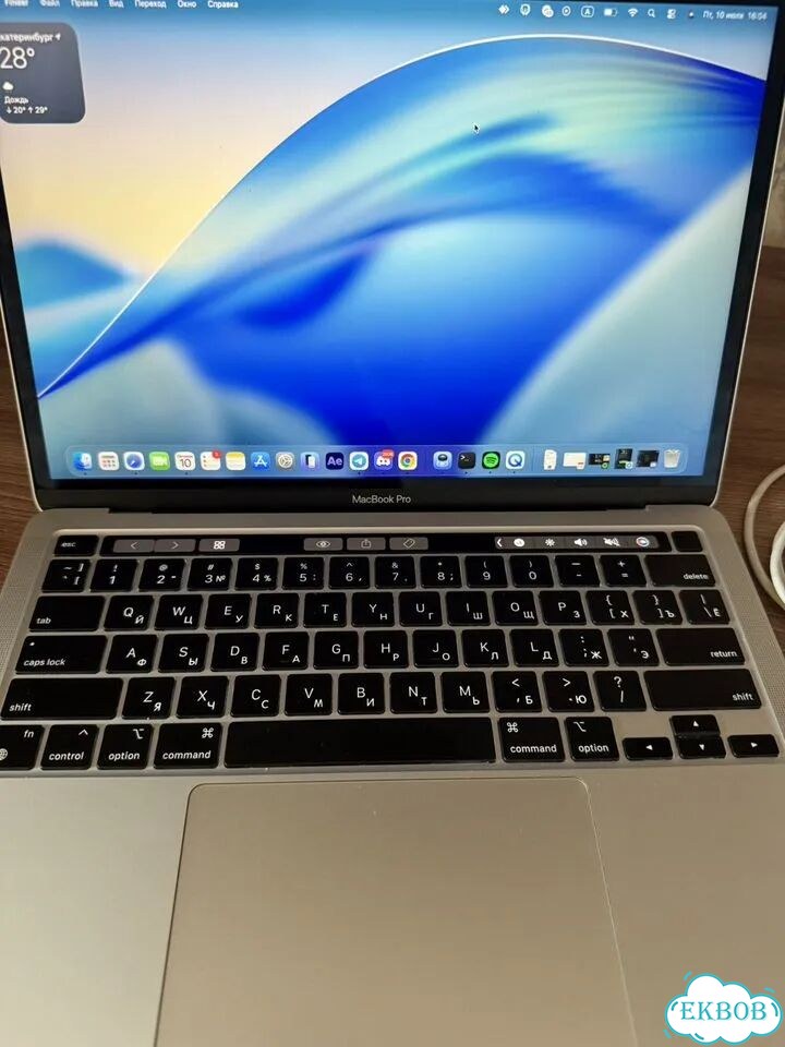 MacBook Pro M1 Touch Bar 8 256 фото 2