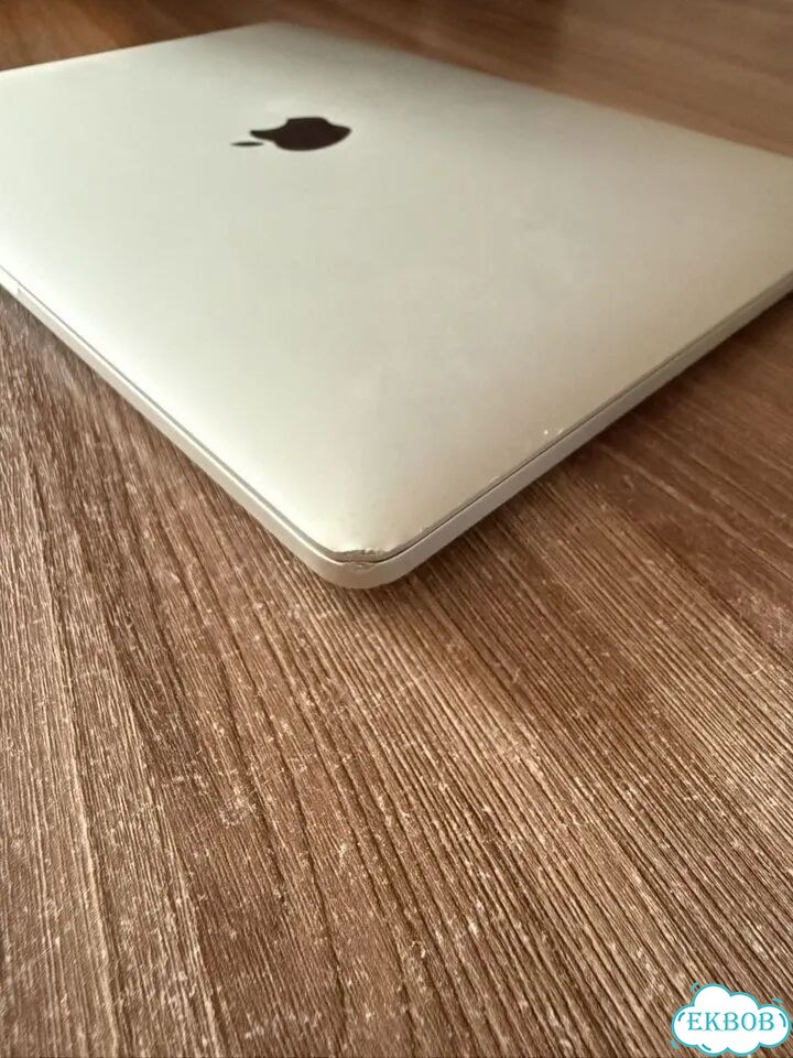 MacBook Pro M1 Touch Bar 8 256 фото 7