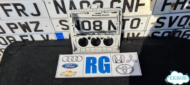 Рамка магнитолы Ford Focus 2 1.8 qqdb 2007 фото 2