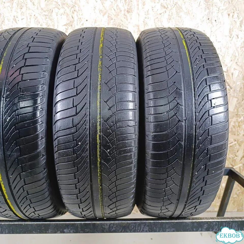 Michelin Latitude Diamaris 215/65 R16 100T фото 3